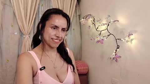 Sofi Bella online show from 04/14/26, 07:09