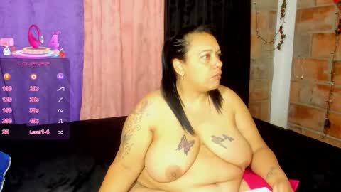 sofie_storm2 online show from 09/10/25, 10:04