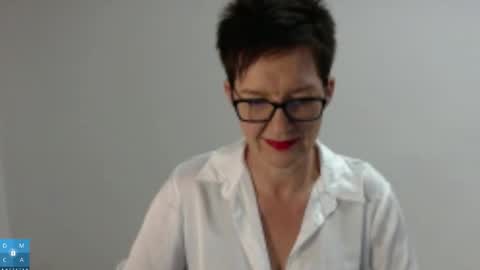 Sofie Velvet online show from 11/15/25, 09:17