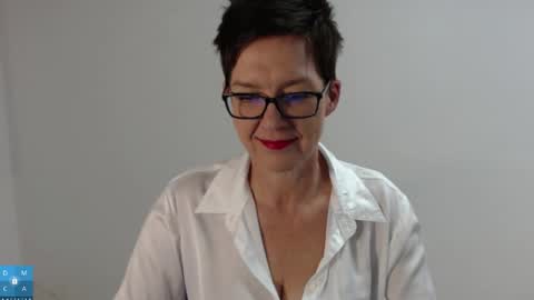 Sofie Velvet online show from 11/24/25, 07:13