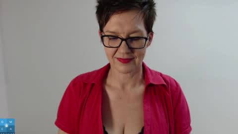 Sofie Velvet online show from 12/03/25, 06:39