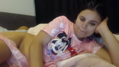 Snapshot of sofigarcia17 chatting on 01/02/25, 02:54 sofi online show from 01/02/25, 02:54