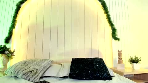 Sofii Lopezz online show from 12/20/24, 06:02