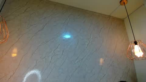 Snapshot of sofii_miller_ chatting on 12/29/24, 12:34 online show from 12/29/24, 12:34