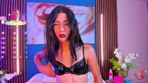 Sofi online show from 10/01/25, 02:12