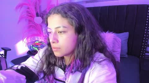 Sofia online show from 12/30/24, 03:47