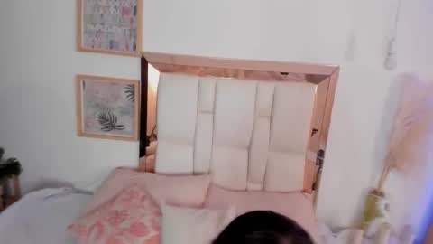 Sofi agudelo online show from 12/02/25, 03:23