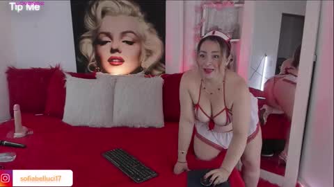 Sofiibell online show from 10/11/25, 12:43