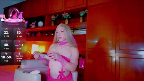 Snapshot of sofiiboniita_ chatting on 03/06/25, 03:46 Sofa bonita online show from 03/06/25, 03:46