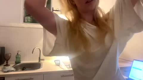 sofii online show from 07/25/26, 11:46