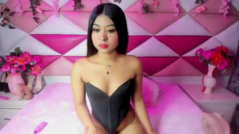 Snapshot of sofirose_111 chatting on 06/04/26, 01:50 Sofi online show from 06/04/26, 01:50