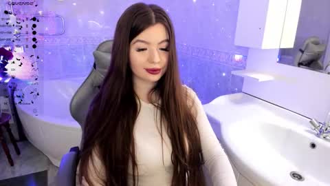 Snapshot of sofiyamil chatting on 10/22/25, 04:13 sofiyamil online show from 10/22/25, 04:13