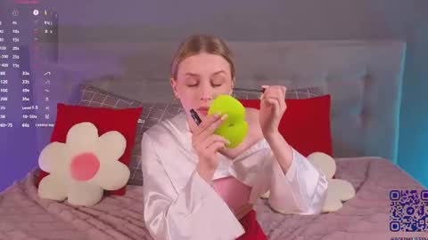 Milisa online show from 06/16/26, 09:17