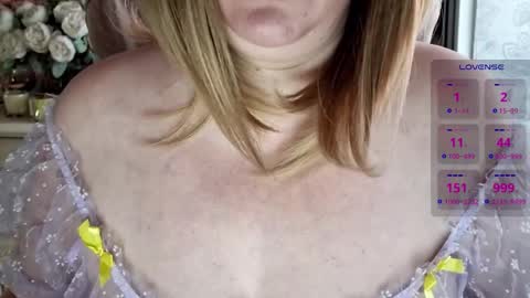 Hi Im Sofia             online show from 02/04/26, 01:28
