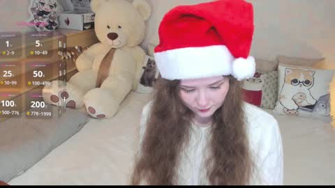 Mia online show from 12/25/24, 07:02