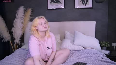 Sofi online show from 10/01/25, 07:53