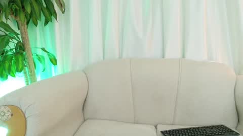 Snapshot of softangel_x chatting on 07/27/26, 08:49 softangel_x online show from 07/27/26, 08:49