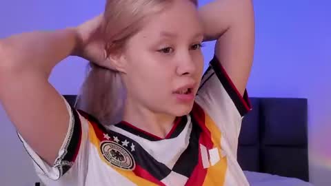 Angelina online show from 06/21/26, 06:49