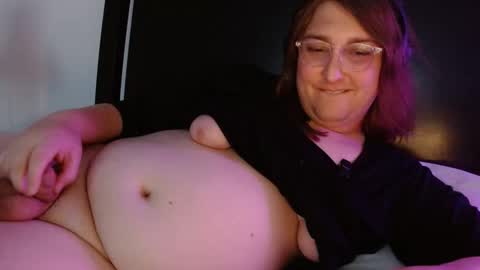 chubby enby sissy online show from 11/10/25, 03:49