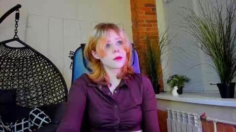 Snapshot of softflame chatting on 11/27/25, 03:14 softflame online show from 11/27/25, 03:14