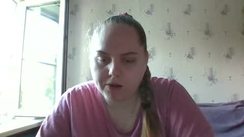 Snapshot of softhypnose chatting on 06/05/26, 10:43 softhypnose online show from 06/05/26, 10:43