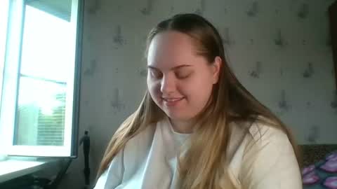 Snapshot of softhypnose chatting on 06/15/26, 08:05 softhypnose online show from 06/15/26, 08:05