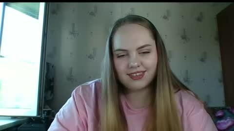 Snapshot of softhypnose chatting on 06/30/26, 12:06 softhypnose online show from 06/30/26, 12:06