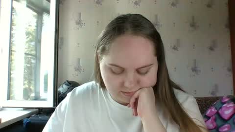Snapshot of softhypnose chatting on 07/14/26, 10:32 softhypnose online show from 07/14/26, 10:32