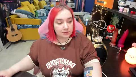 Sofie online show from 03/11/25, 06:53