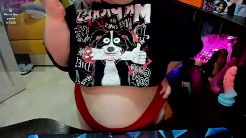 Sofie online show from 04/26/26, 01:03