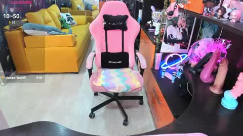 Sofie online show from 07/05/26, 04:19