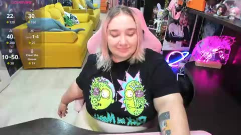 Sofie online show from 07/28/26, 02:51