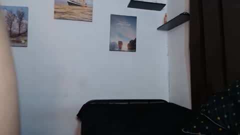 softpinay5 online show from 09/23/25, 10:29