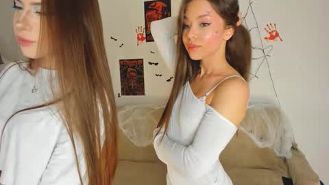 Snapshot of softrebel chatting on 10/31/25, 02:18 sofia online show from 10/31/25, 02:18