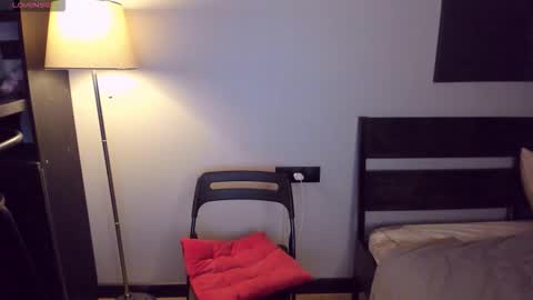 Snapshot of softt_kitty chatting on 09/19/25, 06:41 Emily online show from 09/19/25, 06:41