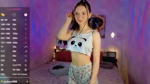 softy_bunny online show from 06/09/26, 04:07