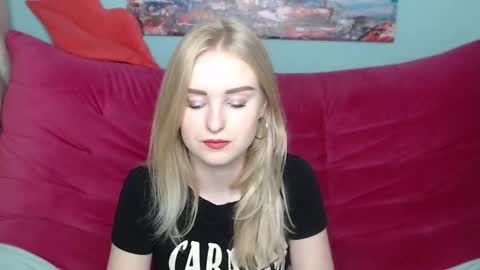 Snapshot of sofysoft chatting on 10/11/25, 04:55 sofysoft online show from 10/11/25, 04:55