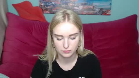 Snapshot of sofysoft chatting on 10/11/25, 05:00 sofysoft online show from 10/11/25, 05:00