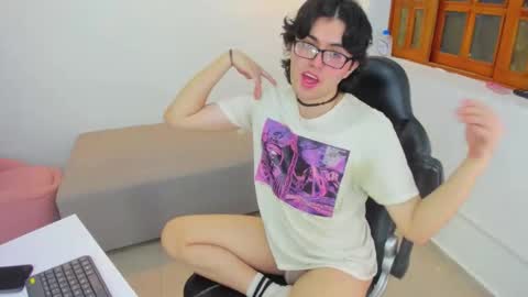 Sohokat Doll online show from 09/12/25, 04:12