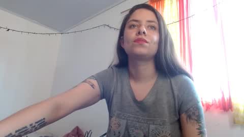 Snapshot of soka_lovers_04_ chatting on 12/18/24, 08:03 Sofia online show from 12/18/24, 08:03