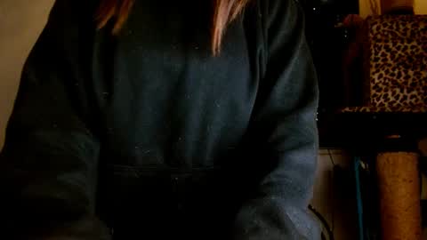 Snapshot of soka_lovers_04_ chatting on 01/05/25, 11:33 Sofia online show from 01/05/25, 11:33