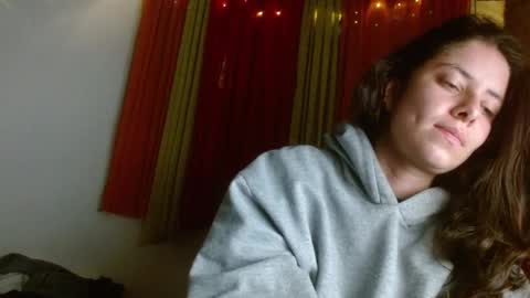 Snapshot of soka_lovers_04_ chatting on 02/10/25, 01:57 Sofia online show from 02/10/25, 01:57