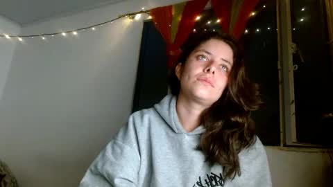 Snapshot of soka_lovers_04_ chatting on 02/14/25, 03:11 Sofia online show from 02/14/25, 03:11