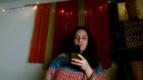 Snapshot of soka_lovers_04_ chatting on 03/07/25, 05:51 Sofia online show from 03/07/25, 05:51