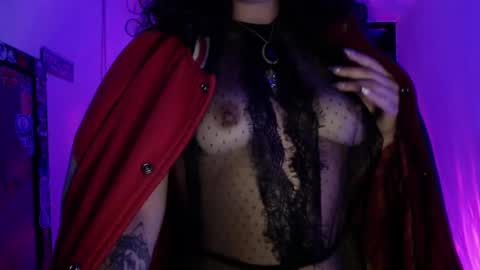 gin independent model online show from 12/15/24, 03:13