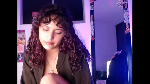 gin independent model online show from 02/16/25, 07:26