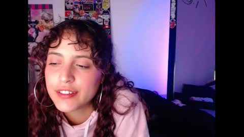 gin independent model online show from 02/23/25, 08:28