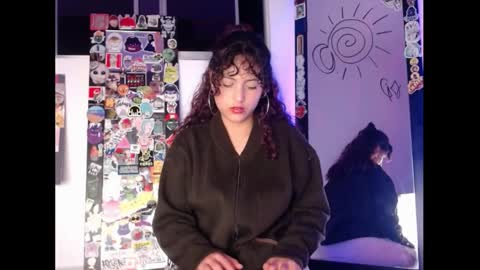 gin independent model online show from 02/24/25, 04:27