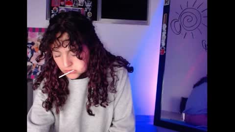 gin independent model online show from 03/05/25, 06:33