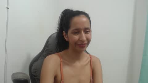 Snapshot of sol_lucia chatting on 12/03/25, 11:30 Sol lucia online show from 12/03/25, 11:30